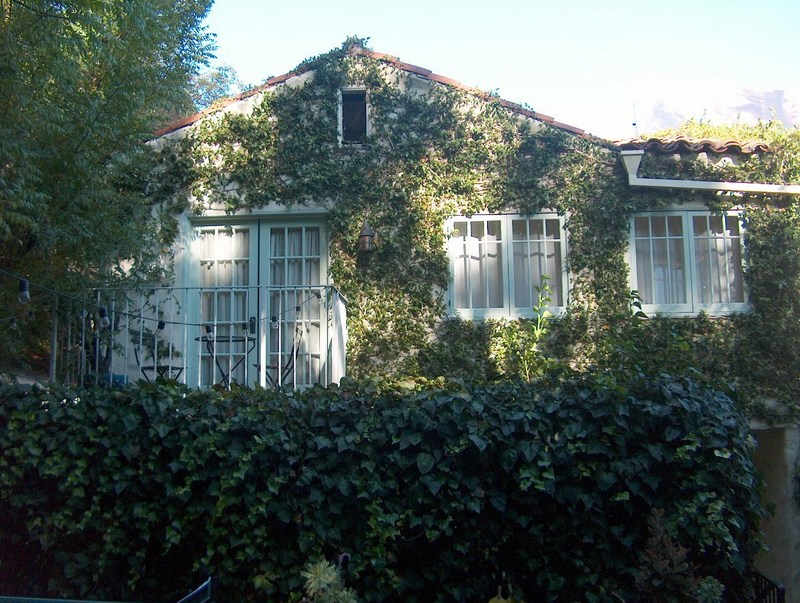 Globe Dater: Chateau Marmont, Los Angeles, CA in a Weekend - Premier